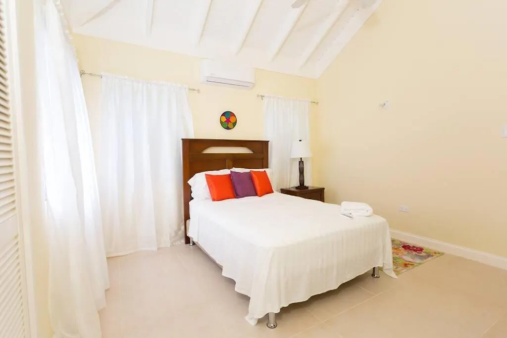 Coolshade Villas - Richmond Estate - 15Mins Ocho Rios Holiday home
