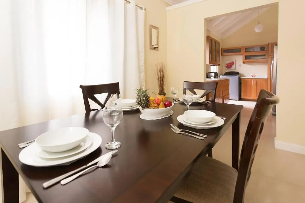 Coolshade Villas - Richmond Estate - 15Mins Ocho Rios Holiday home